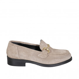 Mocasín para mujer con accesorio en gamuza gris perla tacon 3 - Tallas disponibles:  34, 35, 42, 44, 45, 47