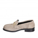 Mocasín para mujer con accesorio en gamuza gris perla tacon 3 - Tallas disponibles:  33, 34, 35, 42, 43, 44, 45, 47