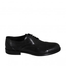 Elegant men's laced derby shoe in black leather with elastics and captoe - Available sizes:  36, 37, 38, 47, 48, 49, 50