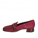 Mocassino con punta squadrata da donna in camoscio e vernice bordeaux con borchie tacco 3 - Misure disponibili: 33, 34, 35, 42, 43, 44, 45