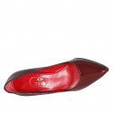 Escarpin à bout pointu pour femmes en cuir verni bordeaux talon 7 - Pointures disponibles:  42