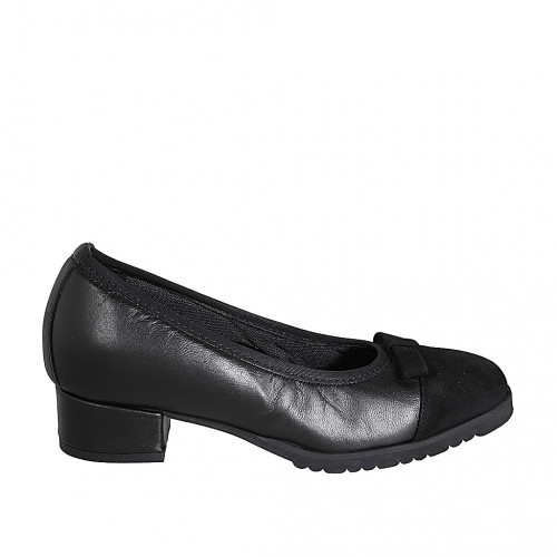 Zapato de salon para mujer con plantilla extraible, moño y puntera en piel y gamuza negra tacon 3 - Tallas disponibles:  32, 33, 34, 42, 43, 44, 45