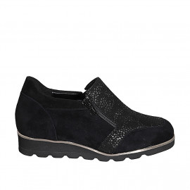 Chaussure avec fermetures èclair et semelle amovible pour femmes en daim et daim imprimé lamé noir talon compensé 3 - Pointures disponibles:  32