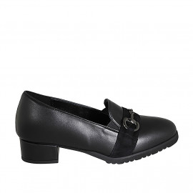 Woman's mocassin with elastics, accessory and removable insole in black leather and suede heel 3 - Available sizes:  32, 33, 42, 45