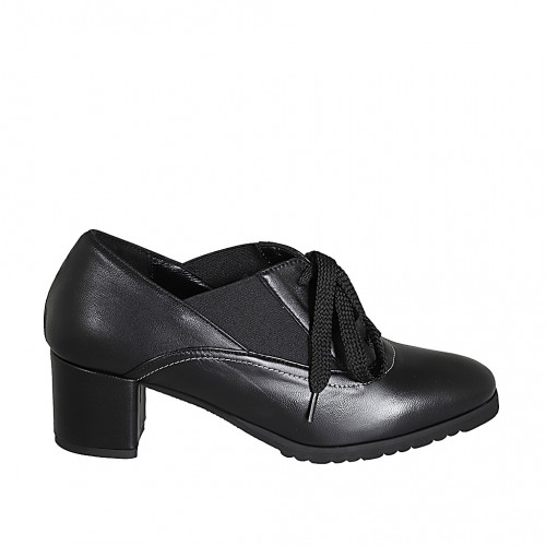 Scarpa Oxford stringata da donna in pelle nera con elastici e plantare estraibile tacco 5 - Misure disponibili: 31, 32, 42, 43, 44, 45