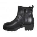 Stivaletto da donna con plantare estraibile, cerniera ed elastico in pelle nera tacco 5 - Misure disponibili: 34, 42, 43, 45