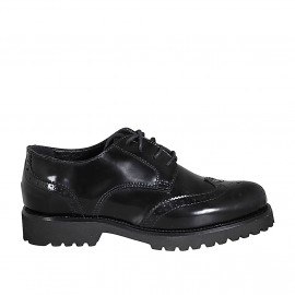 Chaussure derby à lacets pour femmes en cuir brossé noir avec decoration Brogue talon 3 - Pointures disponibles:  33