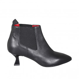 Woman's pointy ankle boot with elastic bands in black leather with heel 6 - Available sizes:  35, 45