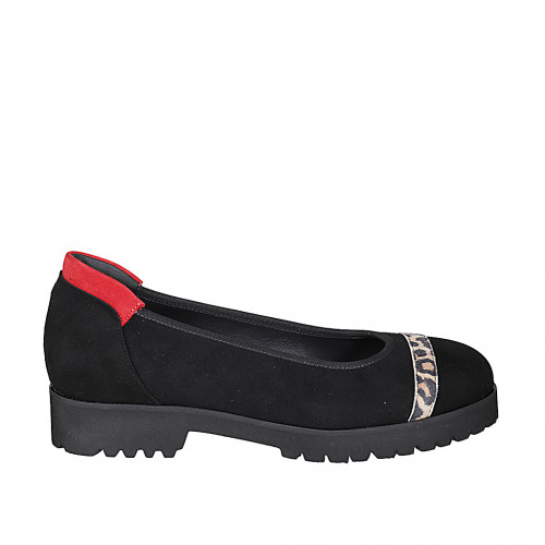 Woman's ballerina shoe in black, red...