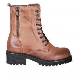 Botin para mujer con cordones y cremalleras en piel cognac tacon 5 - Tallas disponibles:  45