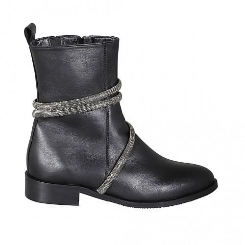 Botin para mujer con accesorio estras y cremallera en piel negra tacon 3 - Tallas disponibles:  32, 33, 34