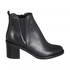 Woman's ankle boot with zipper and elastic band in black leather heel 6 - Available sizes:  32, 45