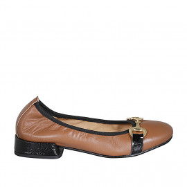 Woman's ballerina with accessory in light brown leather and black patent leather heel 3 - Available sizes:  33, 42, 43, 44