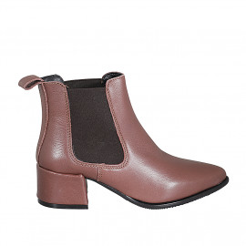 Woman's pointy ankle boot with lateral elastic bands in light brown leather heel 5 - Available sizes:  32, 34, 35, 43, 44, 45