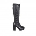 Bottes au genou pour femmes en cuir et matériau élastique noir avec fermeture éclair et plateau talon 10 - Pointures disponibles:  32, 33, 34, 35, 42, 43, 44