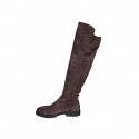 Bottes au genou pour femmes avec demi fermeture éclair en daim et materiau elastique marron talon 3 - Pointures disponibles:  45, 46, 47