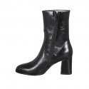 Woman's ankle boot with zipper in black leather heel 7 - Available sizes:  32, 43, 45