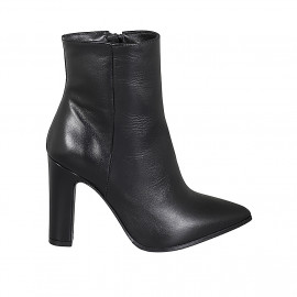 Bottines à bout pointu pour femmes en cuir noir avec fermeture éclair talon 10 - Pointures disponibles:  32