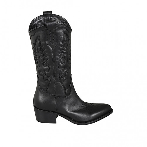 Woman's Texan boot with half zipper...