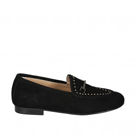 Mocasín para mujer con tachuelas y accesorio en gamuza negra tacon 1 - Tallas disponibles:  32, 33, 35, 42, 43, 45, 46