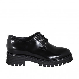 Chaussure derby à lacets pour femmes en cuir brossé noir talon 4 - Pointures disponibles:  32, 35, 44, 45