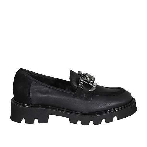 Mocassin pour femmes avec accessoire et strass en cuir et daim noir talon 4 - Pointures disponibles:  32, 33, 34, 35, 43, 44, 45