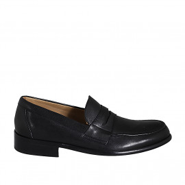 Man's elegant loafer in black-colored leather - Available sizes:  36, 37, 38, 46, 47, 49, 50, 51, 52