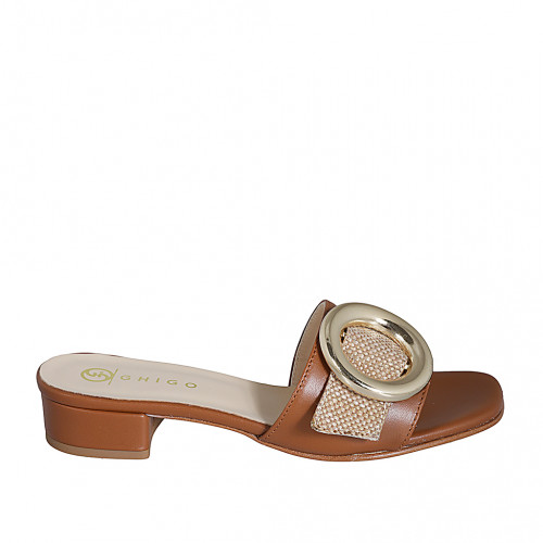 Sabot da donna in pelle color cuoio e rafia beige con fibbia tacco 3 - Misure disponibili: 32, 33, 34, 35, 42, 43, 44, 45