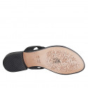 Chanclas de dedo con accesorio para mujer en piel negra tacon 2 - Tallas disponibles:  32, 33, 34, 35, 42, 43, 44, 45