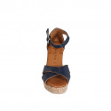 Scarpa aperta da donna con cinturino e plateau in vernice blu zeppa 9 - Misure disponibili: 32, 33, 34, 35