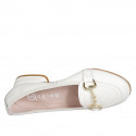 Woman's mocassin with accessory in cream-colored leather heel 2 - Available sizes:  32, 33, 34, 35, 42, 43, 44, 45