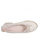 Woman's ballerina shoe in creme-colored patent leather with bow and captoe heel 2 - Available sizes:  33, 34, 35, 42, 43, 44, 45