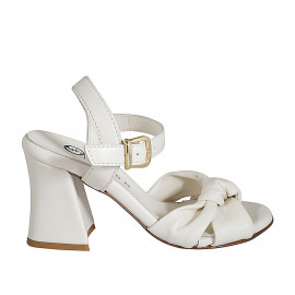 Sandalia para mujer con cinturon y nudo en piel crema tacon 7 - Tallas disponibles:  32, 33, 34, 42, 43, 44, 45