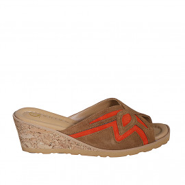 Sabot da donna in camoscio color cuoio e arancione zeppa 5 - Misure disponibili: 32, 33, 35