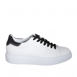 Chaussure avec lacets et semelle amovible en cuir blanc et scintillant noir talon compensé 4 - Pointures disponibles:  42, 43, 44, 46