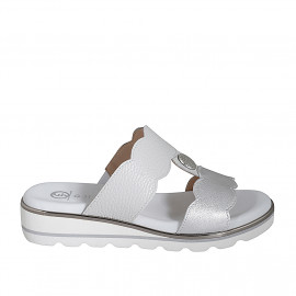 Woman's mule with elastic band and button in white and silver leather wedge heel 3 - Available sizes:  32, 33, 34, 35, 42, 43, 44, 46