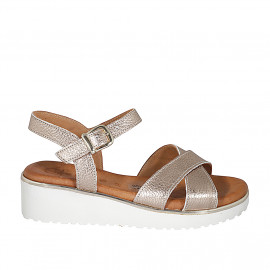 Sandale pour femmes en cuir lamé cuivre avec courroie talon compensé 4 - Pointures disponibles:  32, 33, 34, 35, 42, 43, 44, 45