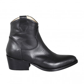 Woman's Texan ankle boot with zipper and embroidery in black leather heel 5 - Available sizes:  32, 33, 34, 35, 42, 43, 44, 45, 46