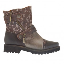 Stivaletto da donna con cerniere in pelle stampata marrone, testa di moro e taupe tacco 3 - Misure disponibili: 32