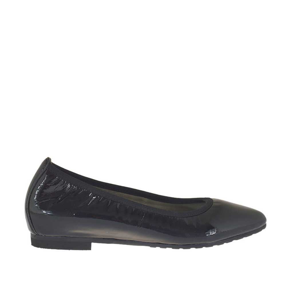 black patent ballerina shoes