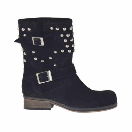 ankle boot with buckles and studs 