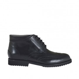 Men's ankle-high laced shoe with Brogue pattern in black leather - Available sizes:  38, 46