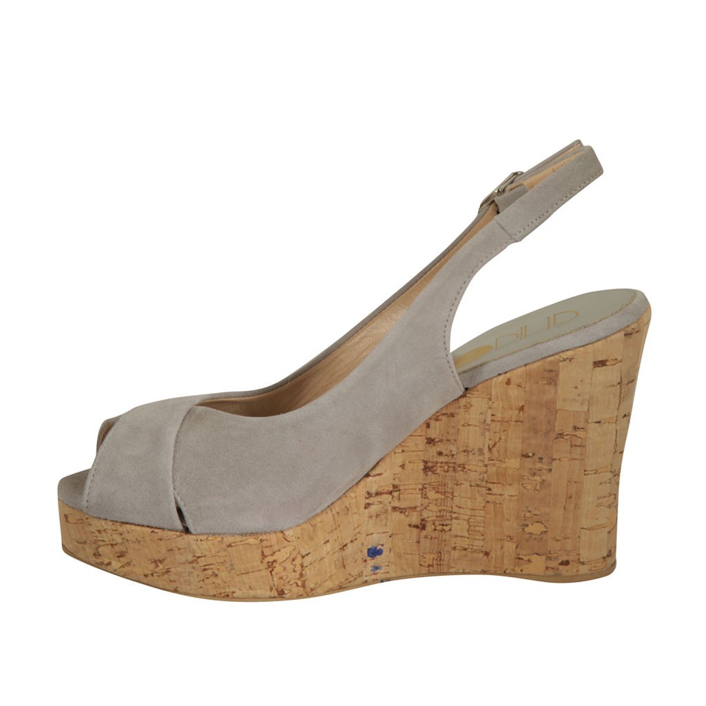 Woman's sandal in grey suede wedge heel 10