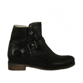 Woman's boot with zipper and buckle in black leather and pierced leather heel 2 - Available sizes:  33