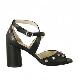 Scarpa aperta da donna con cinturino incrociato e borchie in pelle nera tacco 7 - Misure disponibili: 32, 33, 34, 42, 43, 44, 45