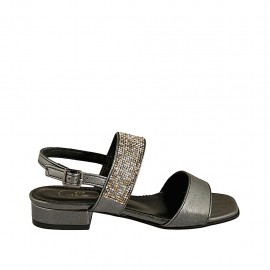 Sandale pour femmes en cuir lamé gris avec strass multicouleurs talon 2 - Pointures disponibles:  32