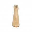 Stivaletto da donna con cerniera in pelle e pelle forata beige tacco 6 - Misure disponibili: 43