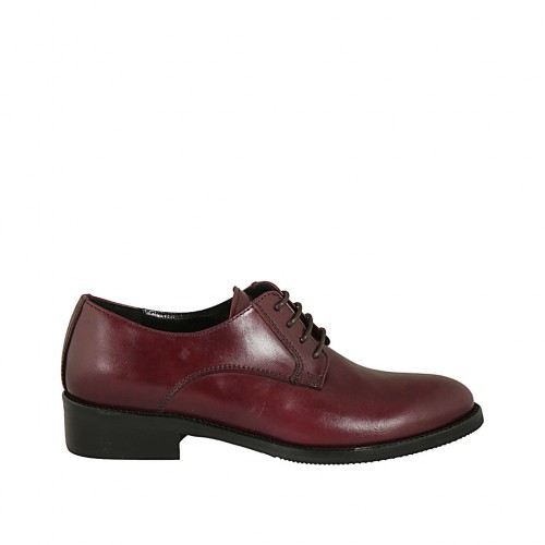 Maroon colored outlet shoes