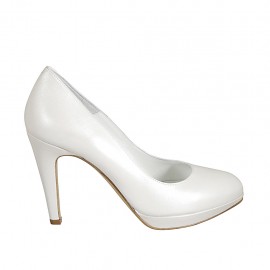 Woman's platform pump in pearled ivory leather heel 9 - Available sizes:  31