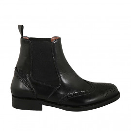 Bottines avec elastiques et bout Brogue pour femmes en cuir noir talon 3 - Pointures disponibles:  32